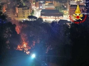 Roma - L'incendio a Monte Mario