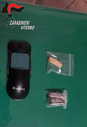 Soriano nel Cimino - Carabinieri - La droga sequestrata