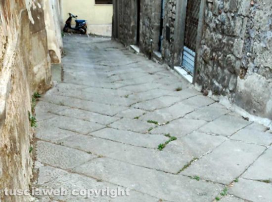 Viterbo - Pulita via Sant'Egidio