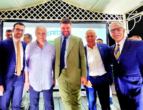 Fondi - Forza Italia -provincia di Viterbo all'appuntamento regionale del partito - La delegazione di FI Provincia di Viterbo con Antonio Tajani e Salvatore De Meo