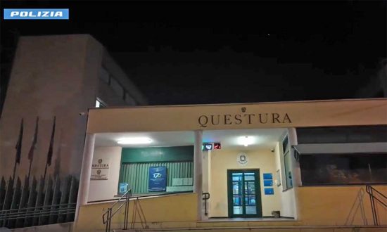 Terni - Due arresti domiciliari per rilascio di falsi permessi di soggiorno