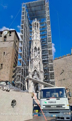 Viterbo - Santa Rosa - Il montaggio di Dies Natalis a San Sisto