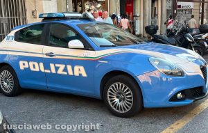 Una pattuglia della polizia
