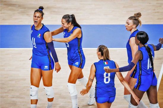 Parigi - L'Italvolley femminile vince l'oro alle Olimpiadi