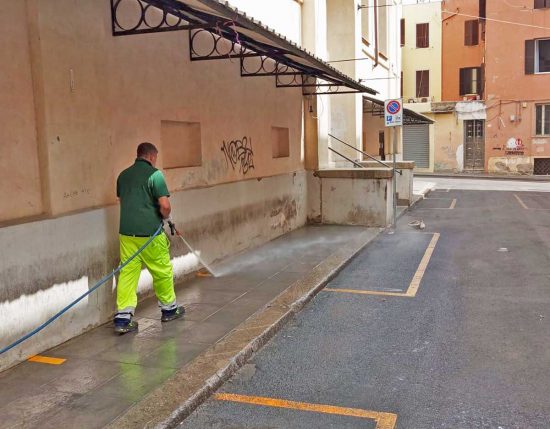Civitavecchia - La pulizia al mercato