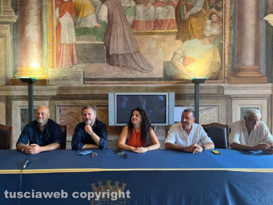 La presentazione della maglia della Fc Viterbo