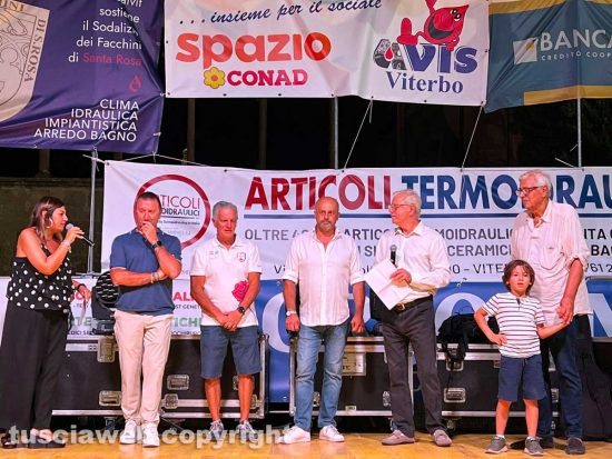 Cena dei facchini - Da sinistra Eleonora Celestini, Gianni Patrizi, Massimo Mecarini, Roberto Valeri, Vlaudio Petricca e Tonino Ranucci