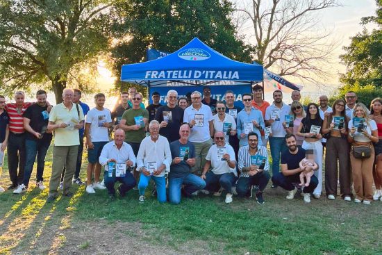 Montefiascone - Il gazebo di FdI