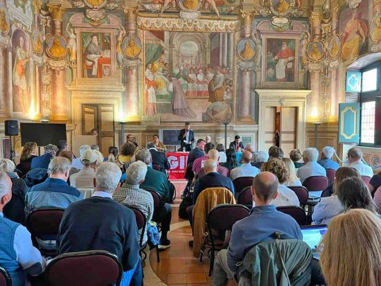 Viterbo - L'iniziativa Cgil e Uil "Per un'Italia libera e giusta"