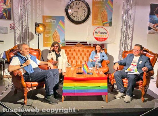 Viterbo - Franco Grillini, Massimo Erbetti, Alessandra Maiorino e Massimiliano Gualdi