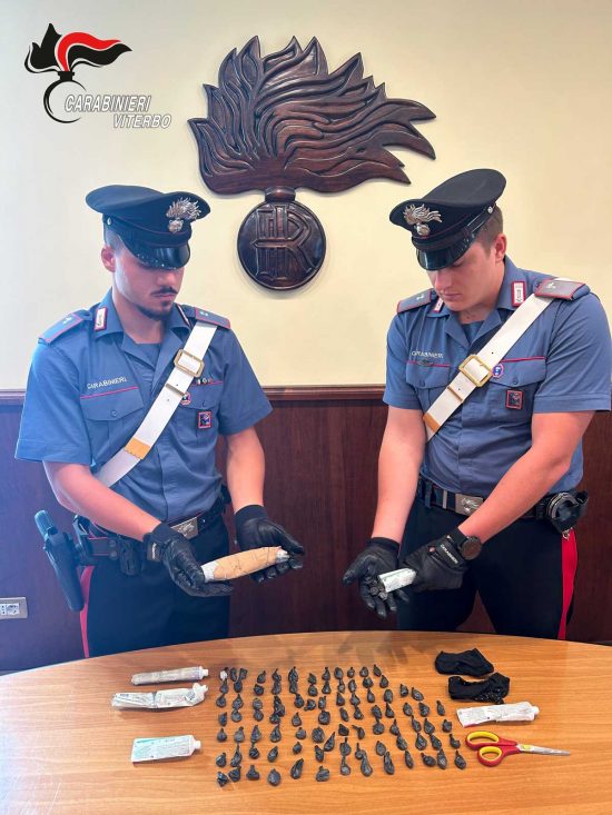 Viterbo - Carabinieri - Cocaina nascosta nei tubetti del dentifricio