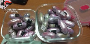 Carabinieri - Smantellata rete di spaccio, 4 arresti e più di un chilo di droga sequestrato