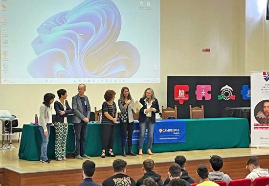 Viterbo - Consegna dei certificati linguistici per gli studenti dell'istituto Da Vinci