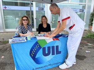 Viterbo - Uil - Banchetto per la raccolta firme referendum autonomia differenziata