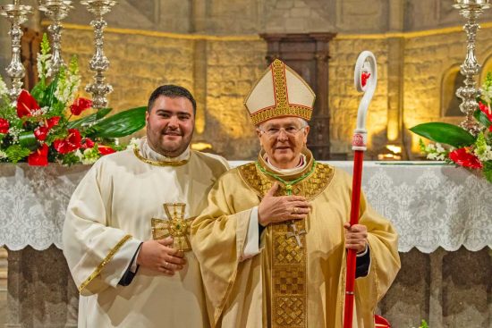 Don Daniele Silvestri e il vescovo Orazio Francesco Piazza