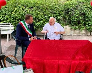 Celleno - Il sindaco Luca Beraldo con Enzo Oliva