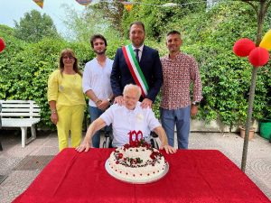 Celleno - I cento anni di Enzo Oliva festeggiati dall'amministrazione comunale