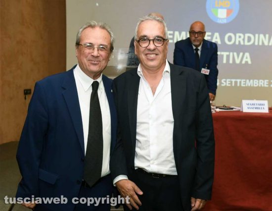 Da sinistra il delegato Figc di Viterbo Angelo Moracci con il neo presidente del Cr Lazio Roberto Avantaggiato