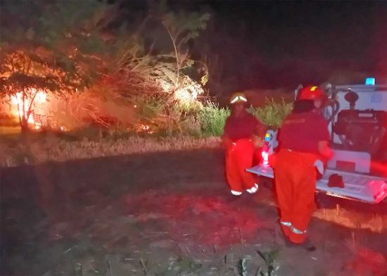 Tarquinia - Incendio nella notte all'Ancarano