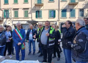 Vetrata - La passeggiata "In moto senza vista"