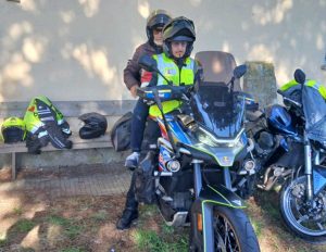 Vetrata - La passeggiata "In moto senza vista"