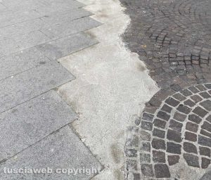 Viterbo - Pavimentazione piazza del comune
