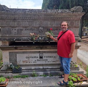 Viterbo - L'omaggio dell'associazione Ex Facchini al cimitero San Lazzaro