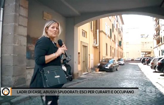 Viterbo - Fuori dal coro (Rete4) a San Faustino - Delia Mauro