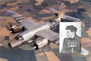 Un B-26 in volo - Nel riquadro Jerome Banicki