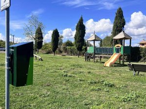 Vitorchiano - Raccolta escrementi dei cani