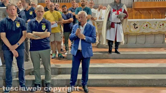 Santa Rosa - Minimacchina del centro storico - La sfilata dei minifacchini prima del trasporto - Vincenzo Fiorillo