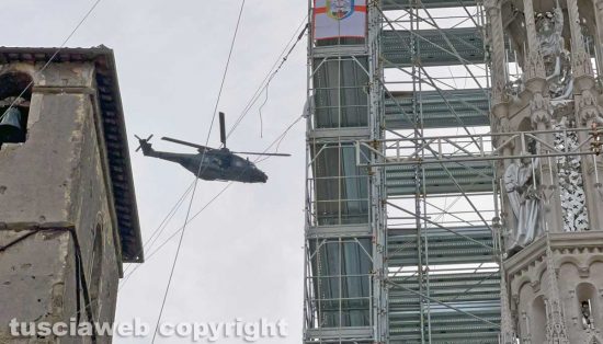 Viterbo - Il cuore di Santa Rosa in volo sulla città