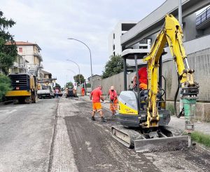 Montefiascone - Asfaltature in via Aldo Moro