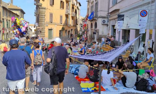 Viterbo - Santa Rosa - 2024 - L'attesa lungo il percorso