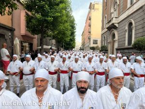 Santa Rosa 2024 - Dies Natalis - Il giro delle sette chiese dei facchini