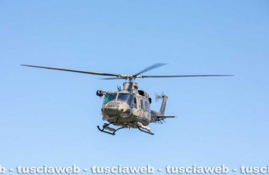 Un elicottero AB 412 a Vasanello