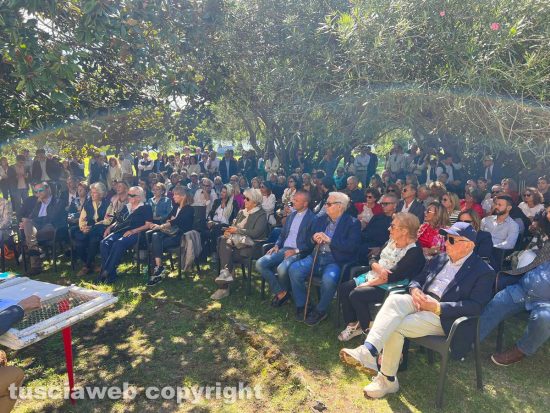Presentazione libro Isola Martana