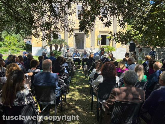 Presentazione libro Isola Martana