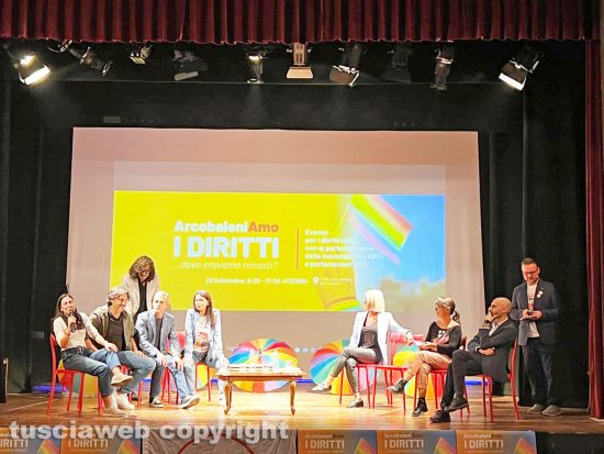 Viterbo - Evento del M5s Arcobaleniamo i diritti