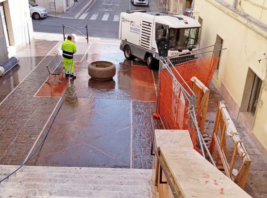 Civitavecchia - Interventi di pulizia al Mercato