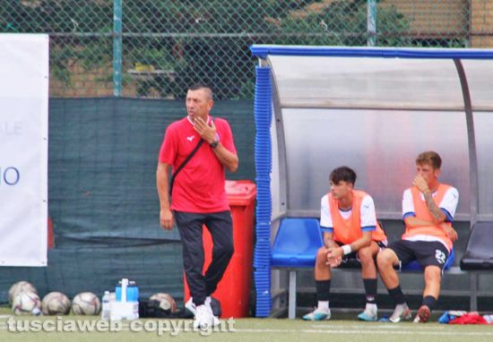 L'allenatore del Civitavecchia Calcio Massimo Castagnari