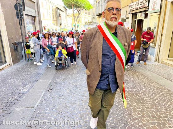 Viterbo - Il corteo promosso da autismo Angsa