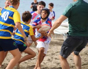 A Santa Marinella il primo torneo di beach rugby sulla spiaggia della Perla