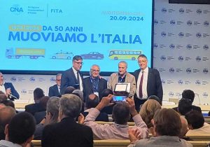 Viterbo - Cna Fita festeggia 50 anni, consegnato un riconoscimento ai figli del viterbese Giovanni Menichelli