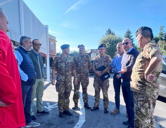 Ronciglione - Mauro Rotelli in visita all'ex Magazzino Materiali per la Difesa Nbc