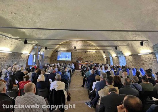 Viterbo - L'assemblea diocesana a palazzo dei papi
