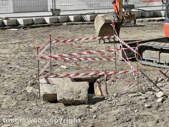 Viterbo - I cunicoli scoperti a piazza del Comune
