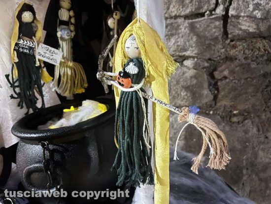 Viterbo - Il consiglio stregonesco - La figura ispirata ad Alessandra Croci