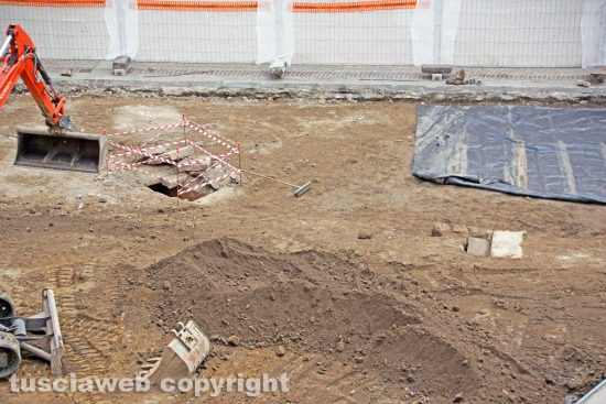 Viterbo - Gli scavi archeologici in piazza del Comune