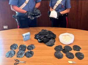 Viterbo - La cocaina sequestrata dai carabinieri
